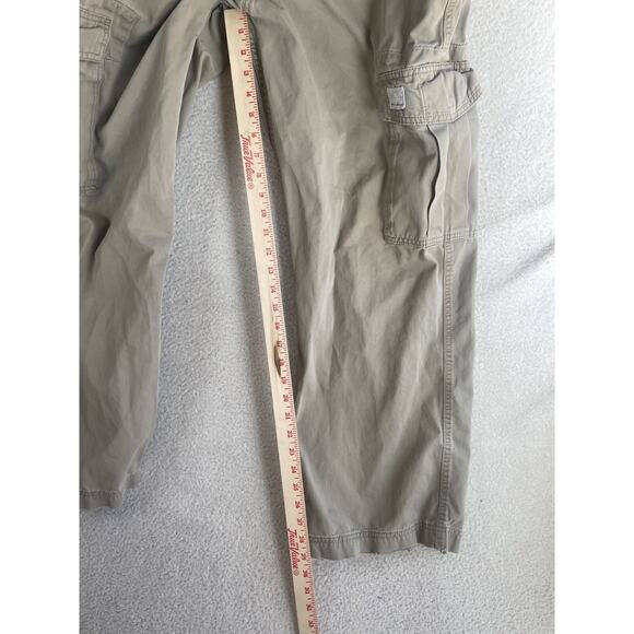 Levis Cargo Pants Mens 38x32 Beige Loose Straight Utility Outdoors READ/STAINS - Picture 9 of 16